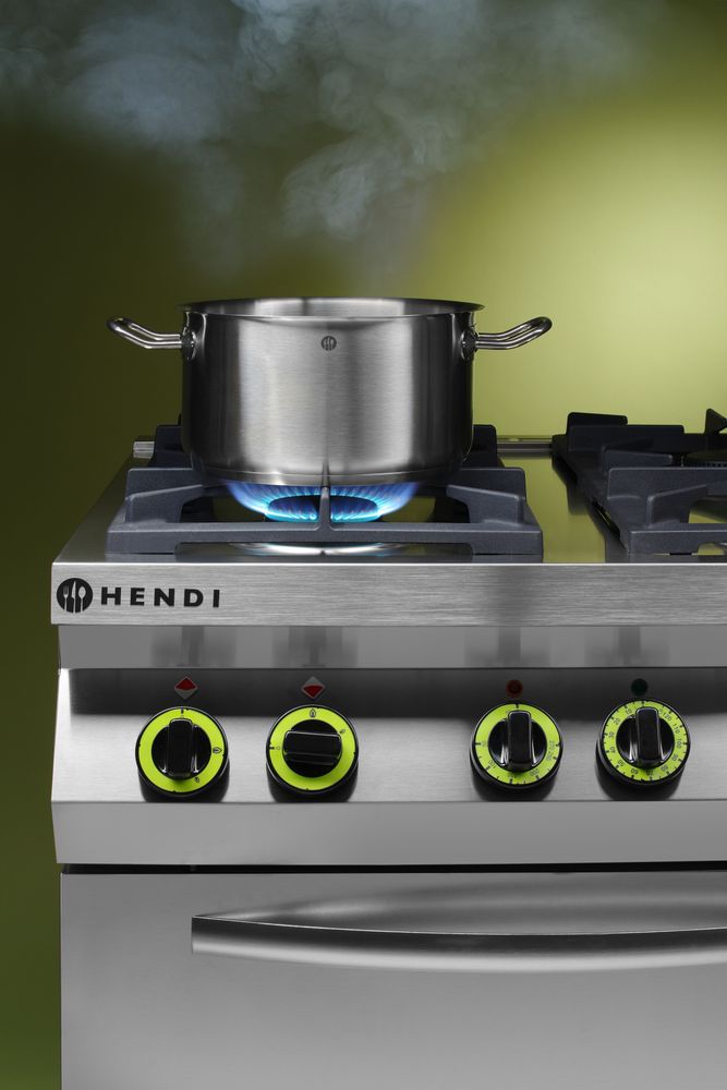 Fornello a gas a 4 fuochi con forno a convezione GN 1/1 HENDI - lunghezza 722 × larghezza 800 × altezza 900 mm | HE225882