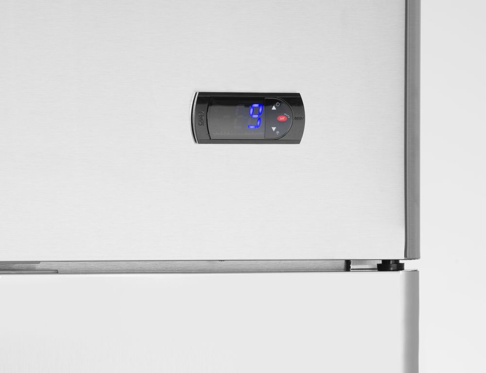 Congelatore 410L a porta singola Arktic - lunghezza 775 × larghezza 600 × altezza 1960 mm | HE233115