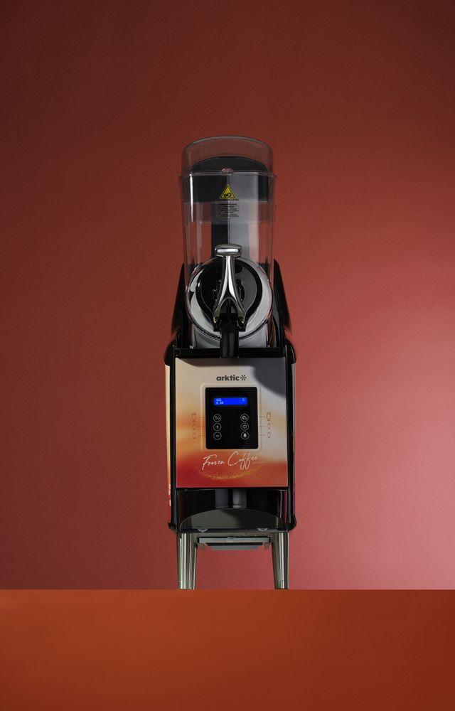 Macchina da caffè freddo Arktic - lunghezza 610 × larghezza 255 × altezza 945 mm | HE274392
