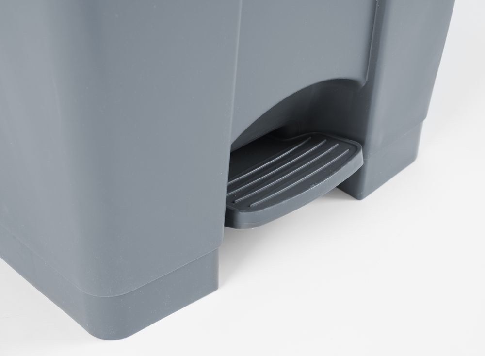 Contenitore con apertura a pedale AmerBox - lunghezza 410 × larghezza 495 × altezza 660 mm | HE691151