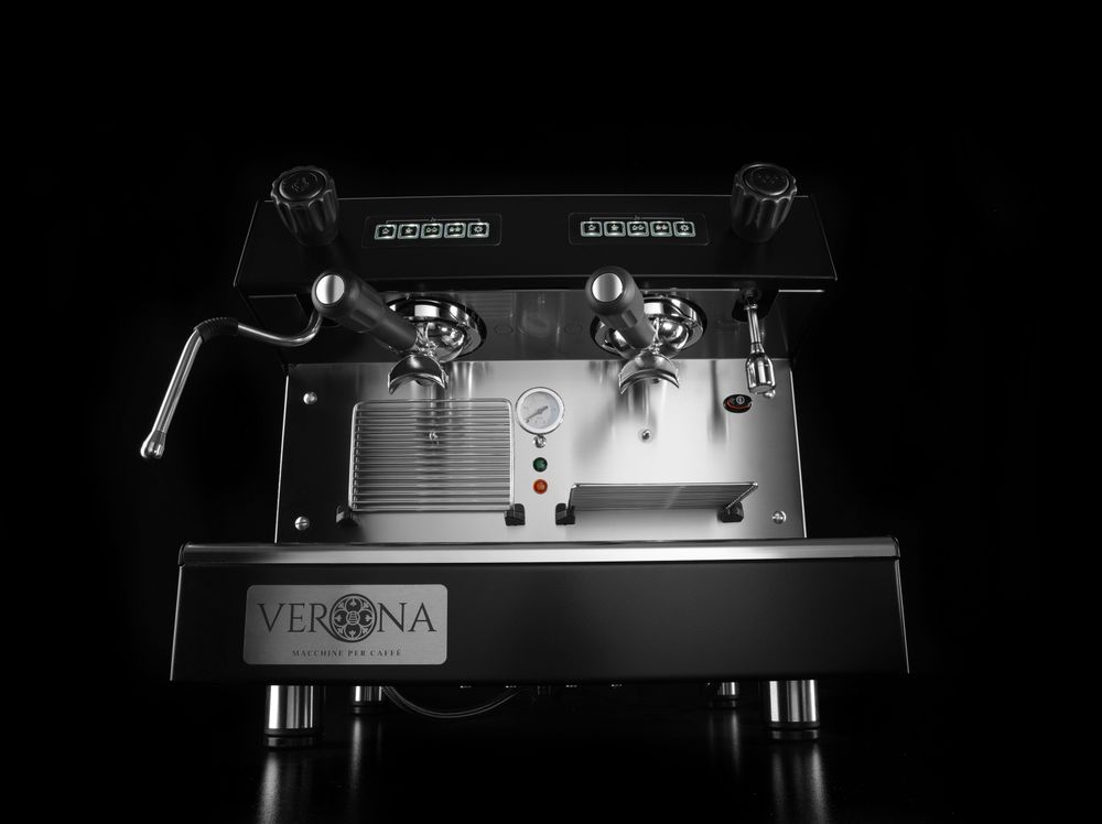 Macchina da caffè Julia Compact, 2 gruppi, automatica Verona - lunghezza 598 × larghezza 480 × altezza 516 mm | HE207499