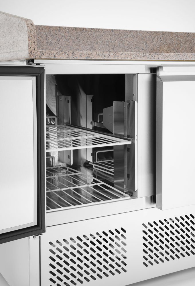 Banco refrigerato per pizza, 3 porte Arktic - lunghezza 704 × larghezza 1405 × altezza 1491 mm | HE232033