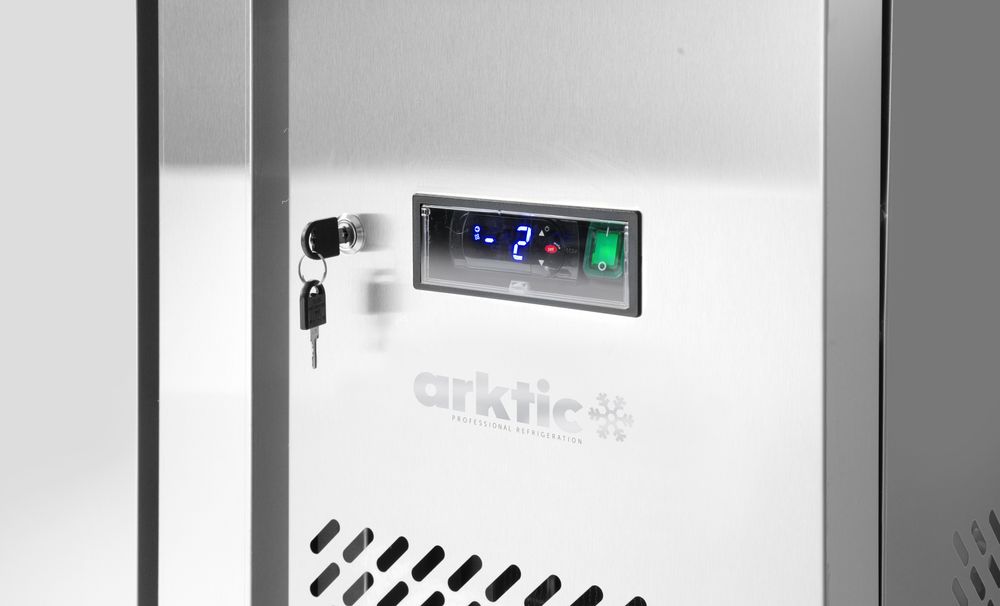 Bancone refrigerato, a doppia porta Arktic - lunghezza 700 × larghezza 1361 × altezza 879 mm | HE232040