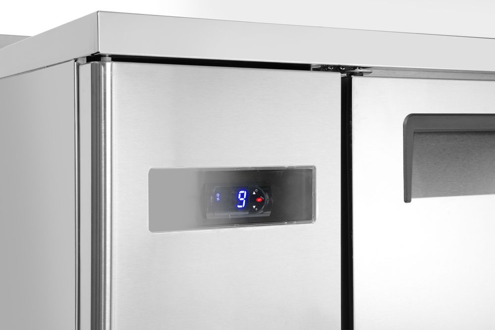 Banco refrigerato a due porte Kitchen Line 220L Arktic - lunghezza 599 × larghezza 1200 × altezza 886 mm | HE233344