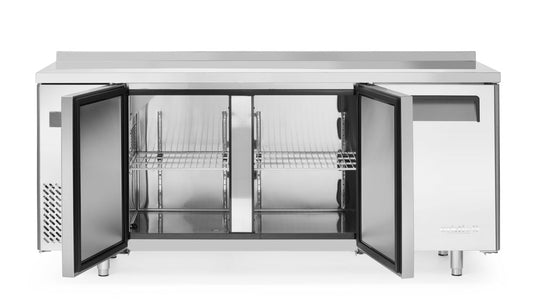 Banco refrigerato tre porte Kitchen Line 390L Arktic - lunghezza 599 × larghezza 1800 × altezza 886 mm | HE233382