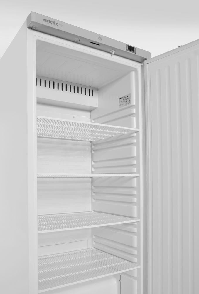 Armadio di raffreddamento in un alloggiamento in acciaio verniciato bianco Arktic - lunghezza 740 × larghezza 775 × altezza