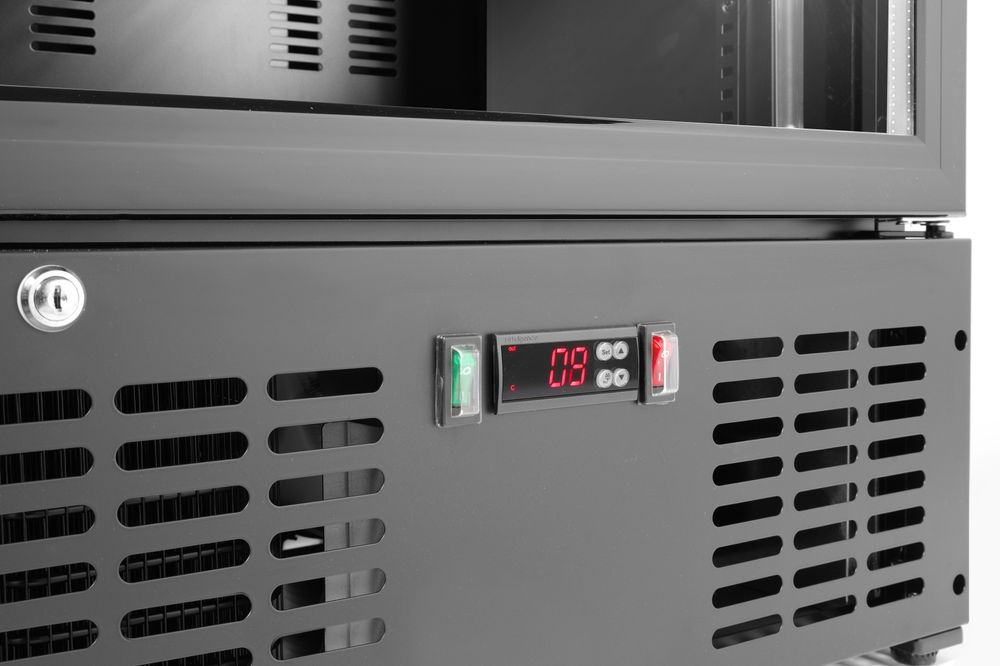 Frigorifero per bar posteriore a porta singola Arktic - lunghezza 555 × larghezza 600 × altezza 1855 mm | HE236956