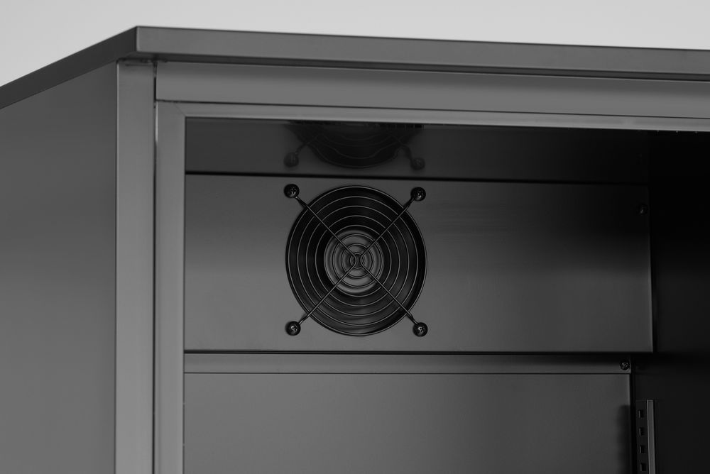 Frigorifero posteriore da bar con doppia porta Arktic - lunghezza 555 × larghezza 900 × altezza 1855 mm | HE237014