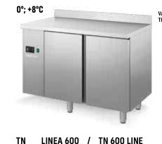 Mod. refr. gastronomia 0+8° piano c/alz gruppo remoto 3 ante mm. 1620x600x850 h. INOX BIM, codice HTPG.632. Immagine rappresentativa della serie; fare riferimento alla descrizione del modello.