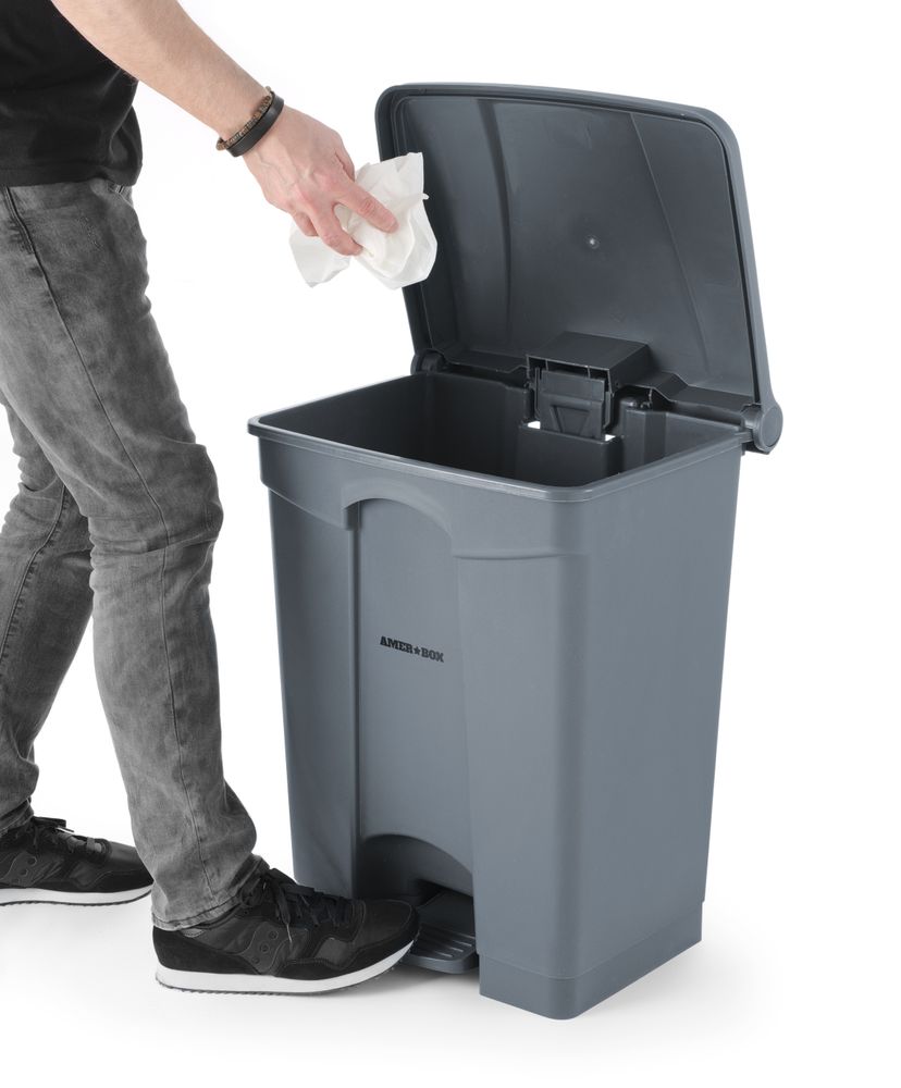 Contenitore con apertura a pedale AmerBox - lunghezza 405 × larghezza 500 × altezza 820 mm | HE691168